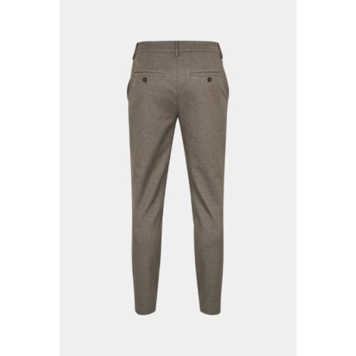 Alternative view of Plain Chino Bruin